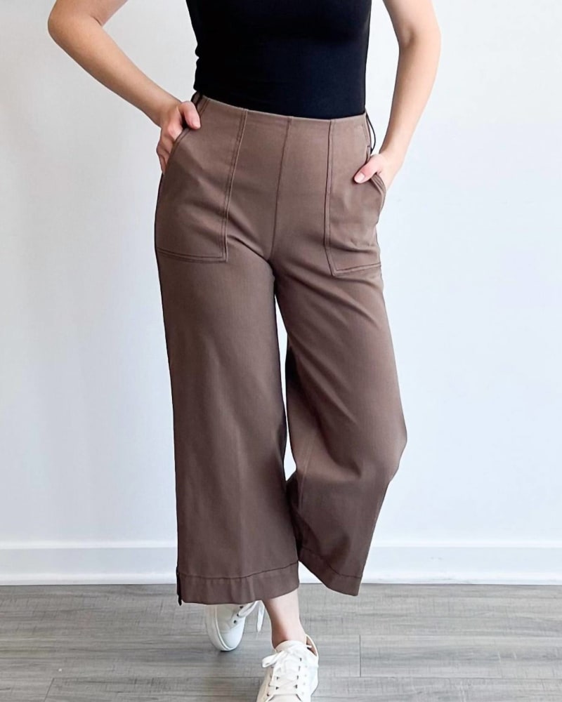 Front of a model wearing a size Large Fraces Wide Leg Crop Pant In Cold Chestnut in Cold Chestnut by Lysse. | dia_product_style_image_id:354389